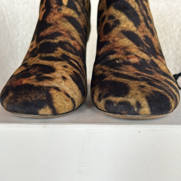 Isabel Marant Leopard Print Velvet Ankle Boots SZ 8 - Picture 12 of 13